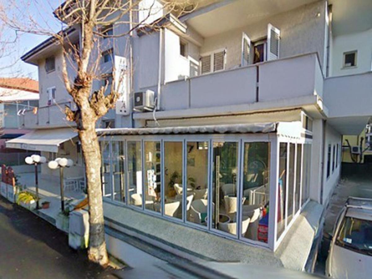 Hotel Silvia Viserbella di Rimini Exterior foto